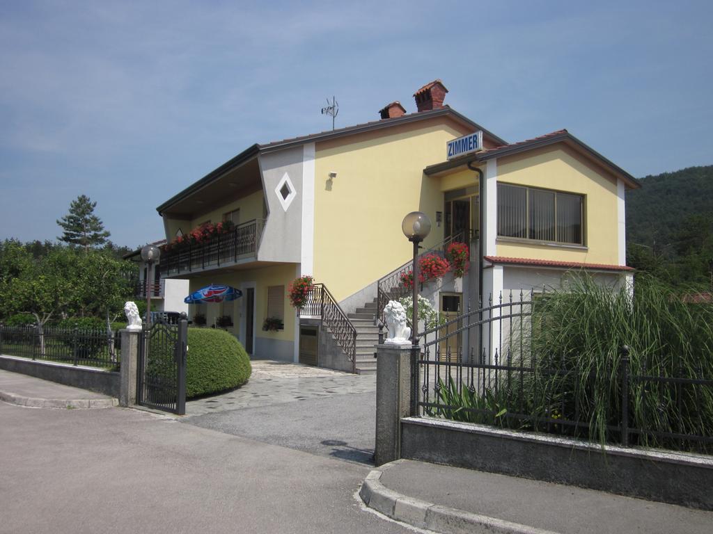 Guest House Mrvcic Rupa Exterior photo