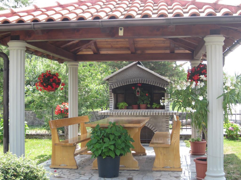 Guest House Mrvcic Rupa Exterior photo